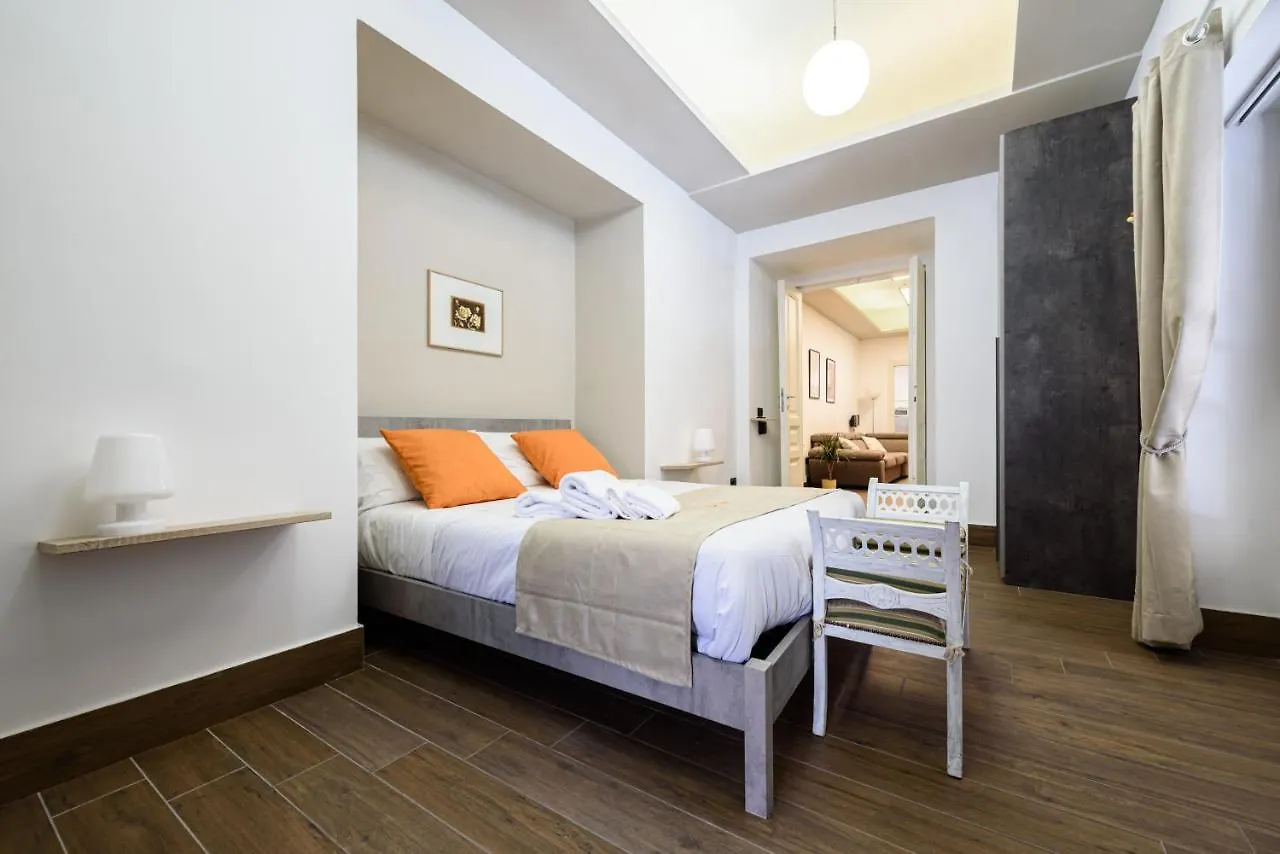 Apartment Piazza Nicola Amore 14 Naples Italy